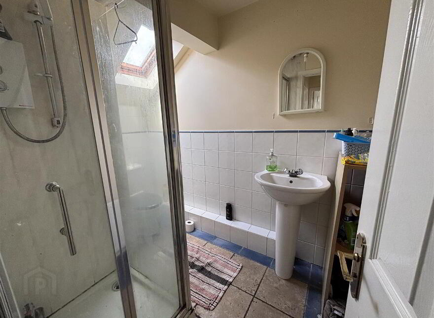 32 Fitzwilliam Square, Rugby Avenue, Belfast, BT7 1JH