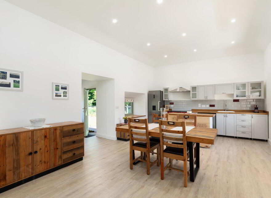 Caherbrack On 10.6 Acres, Ballinamult, Ballinamult, E91PX74