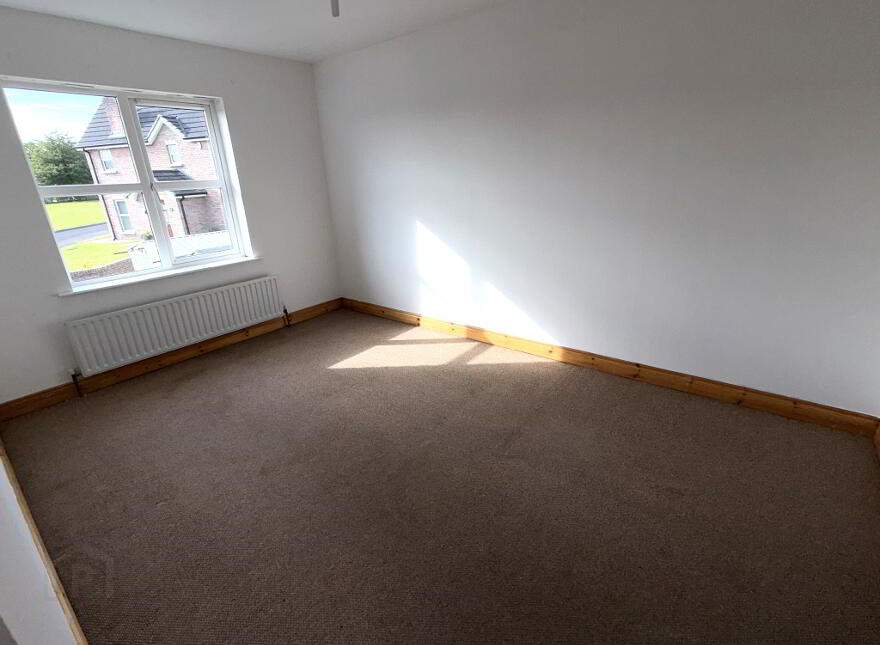 98 Rossdale, Ballymena, BT42 2SJ