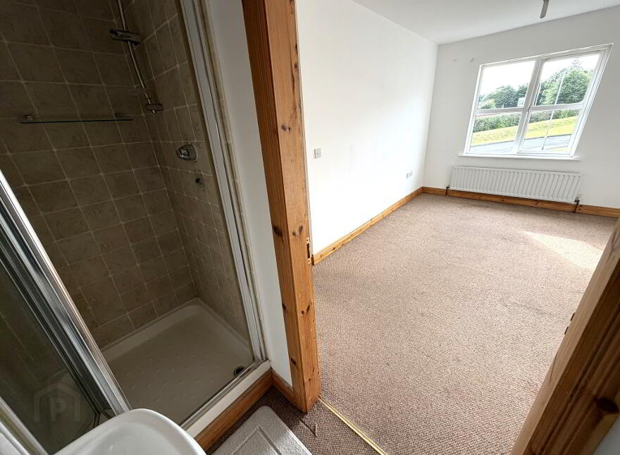 98 Rossdale, Ballymena, BT42 2SJ
