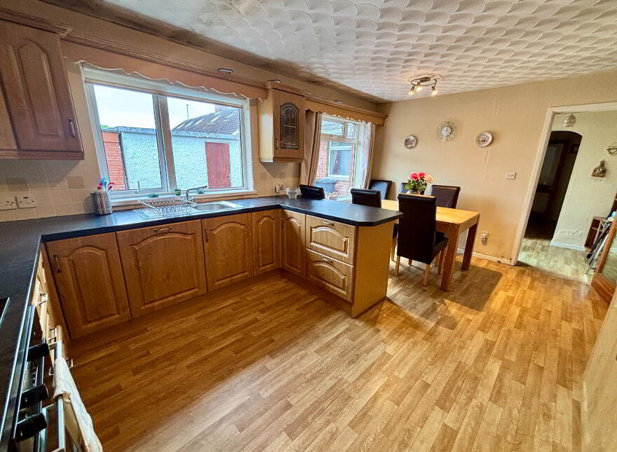 6 Woodburn Park, Londonderry, BT47 5PS