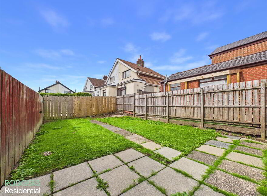 8 Prestwick Park, Belfast, BT14 6PJ