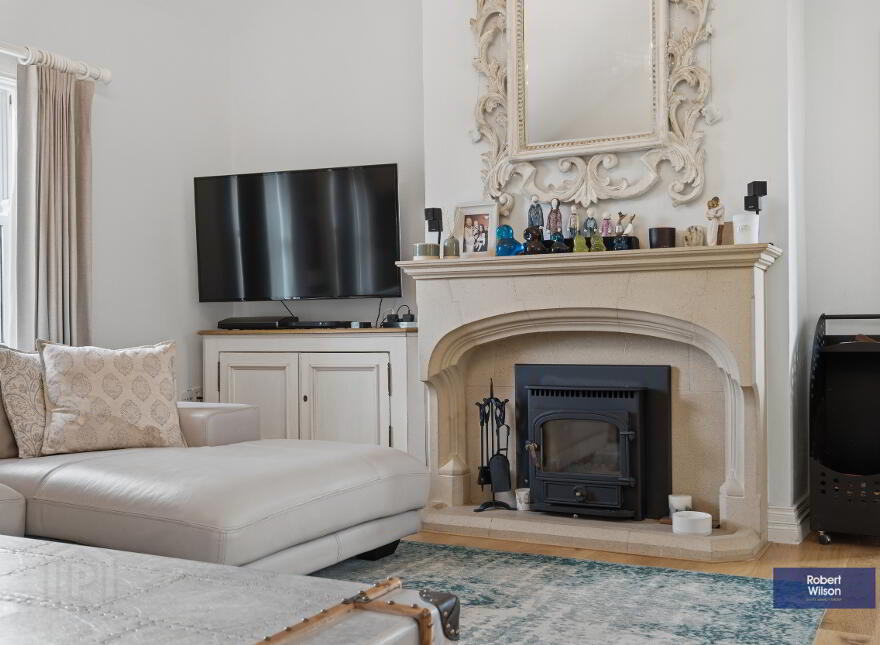 14 Gulf Lane, Hillsborough, BT26 6EL