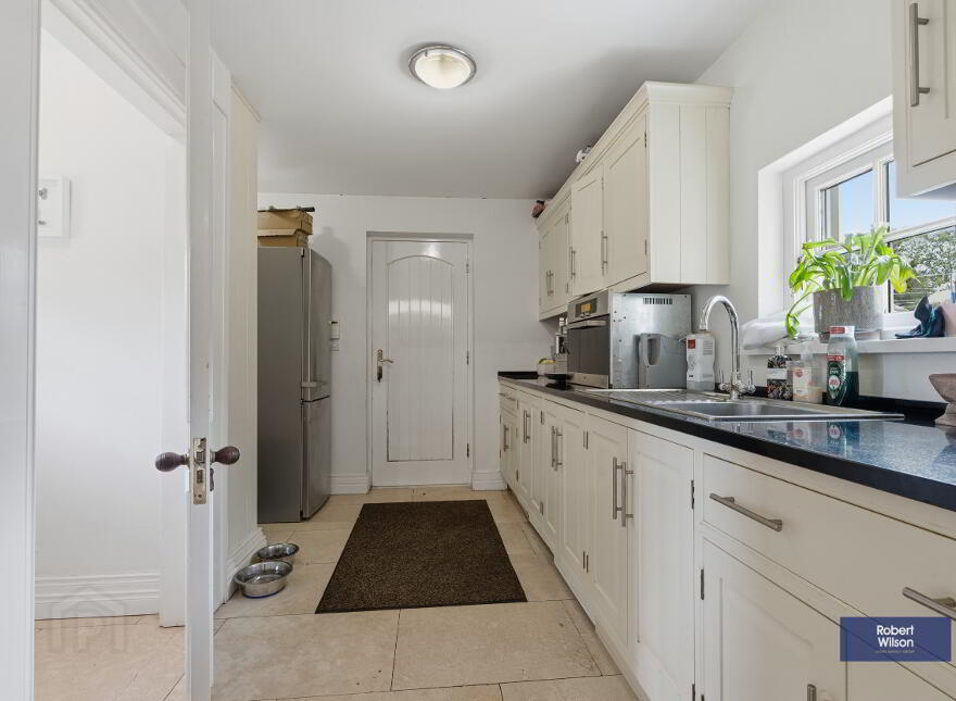 14 Gulf Lane, Hillsborough, BT26 6EL