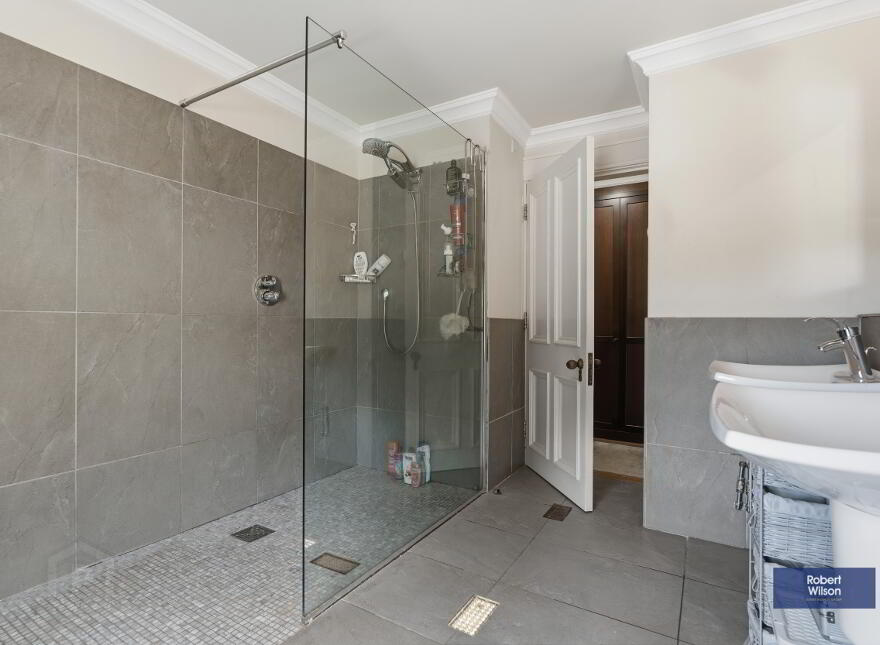 14 Gulf Lane, Hillsborough, BT26 6EL