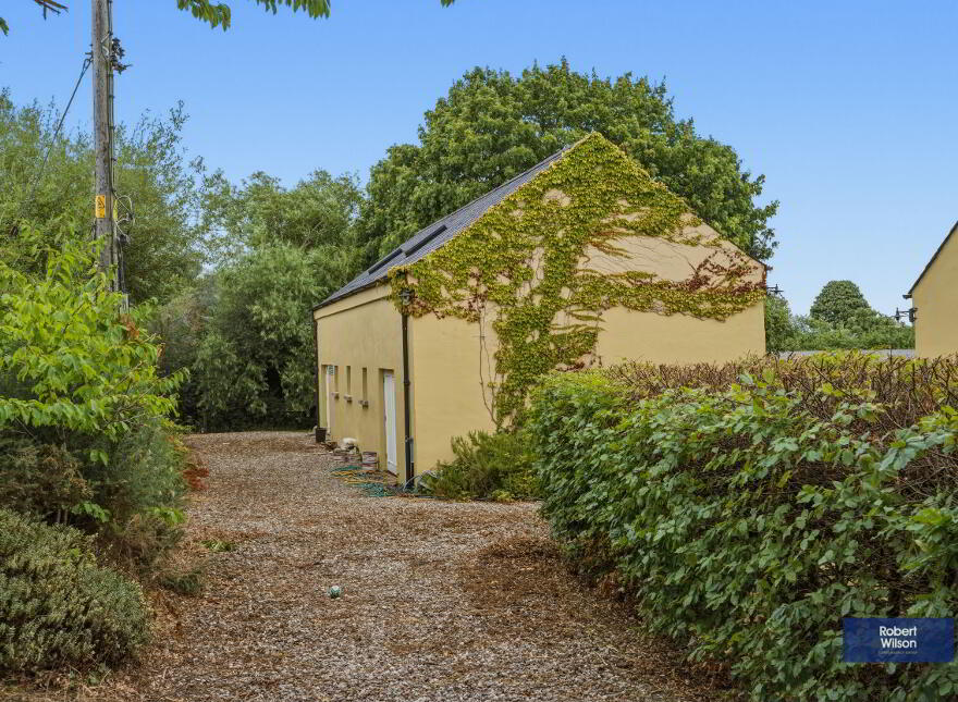 14 Gulf Lane, Hillsborough, BT26 6EL