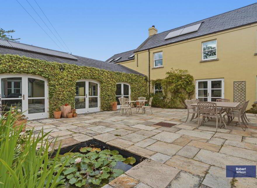 14 Gulf Lane, Hillsborough, BT26 6EL