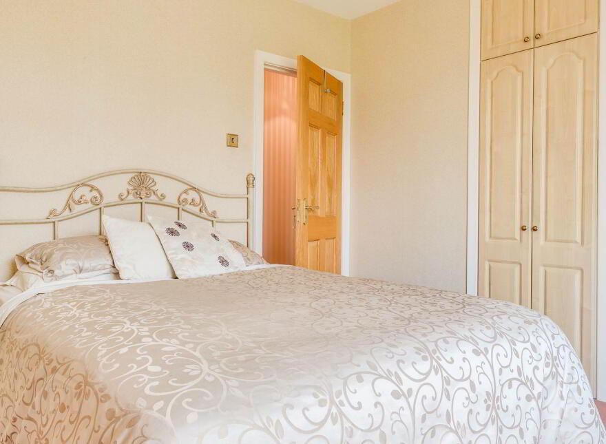 1 Donegall Park, Whitehead, Carrickfergus, BT38 9ND