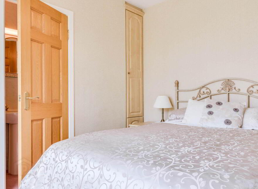 1 Donegall Park, Whitehead, Carrickfergus, BT38 9ND