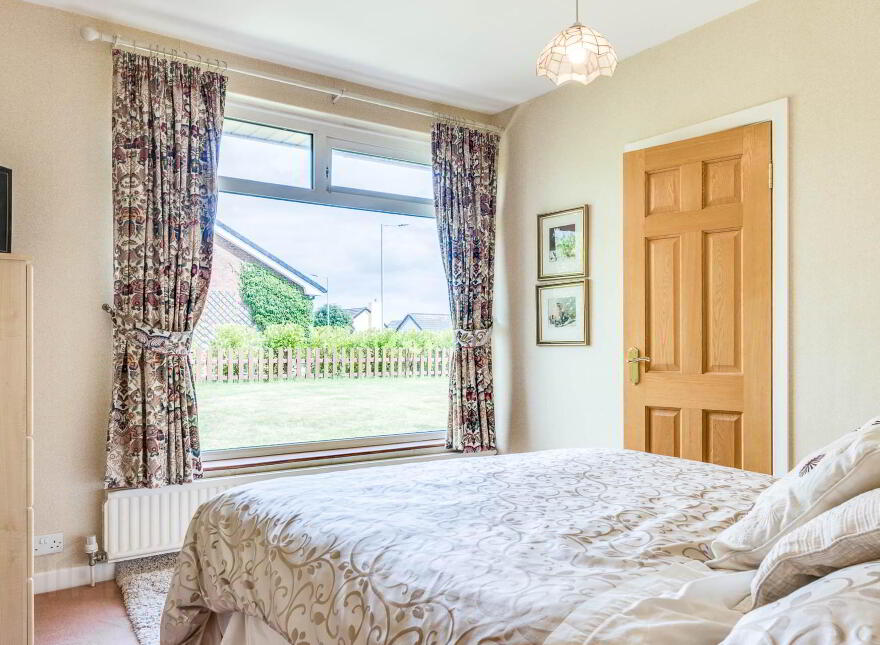 1 Donegall Park, Whitehead, Carrickfergus, BT38 9ND