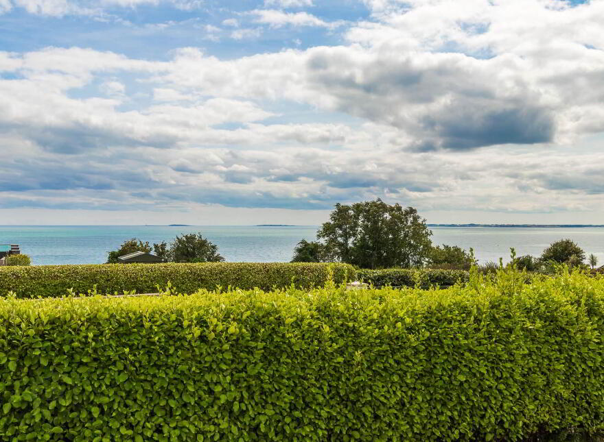 1 Donegall Park, Whitehead, Carrickfergus, BT38 9ND