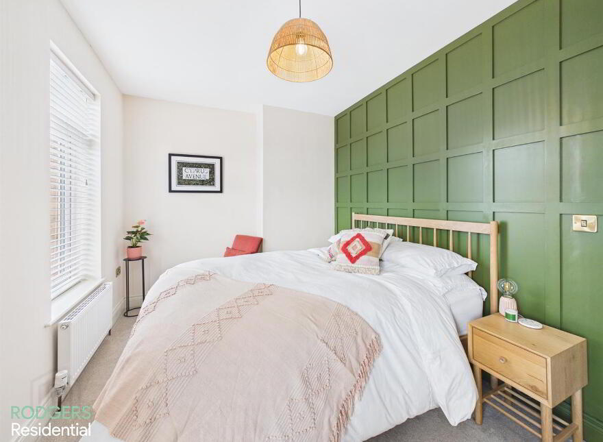 25 Willowfield Crescent, Belfast, BT6 8HP