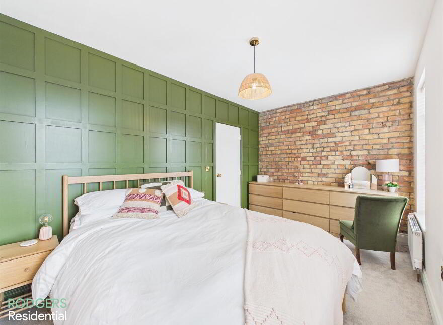 25 Willowfield Crescent, Belfast, BT6 8HP