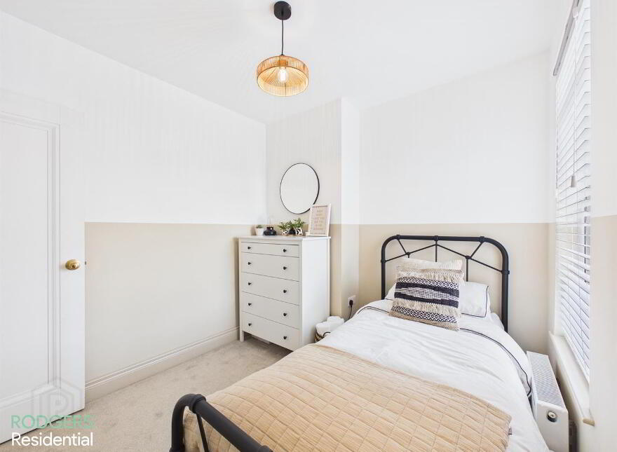 25 Willowfield Crescent, Belfast, BT6 8HP