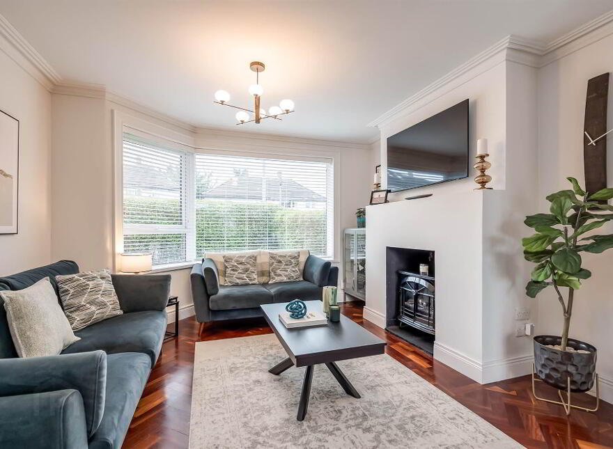 148 Grand Parade, Belfast, BT5 5PE