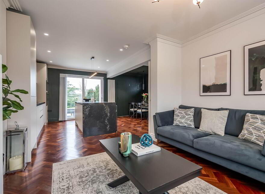 148 Grand Parade, Belfast, BT5 5PE