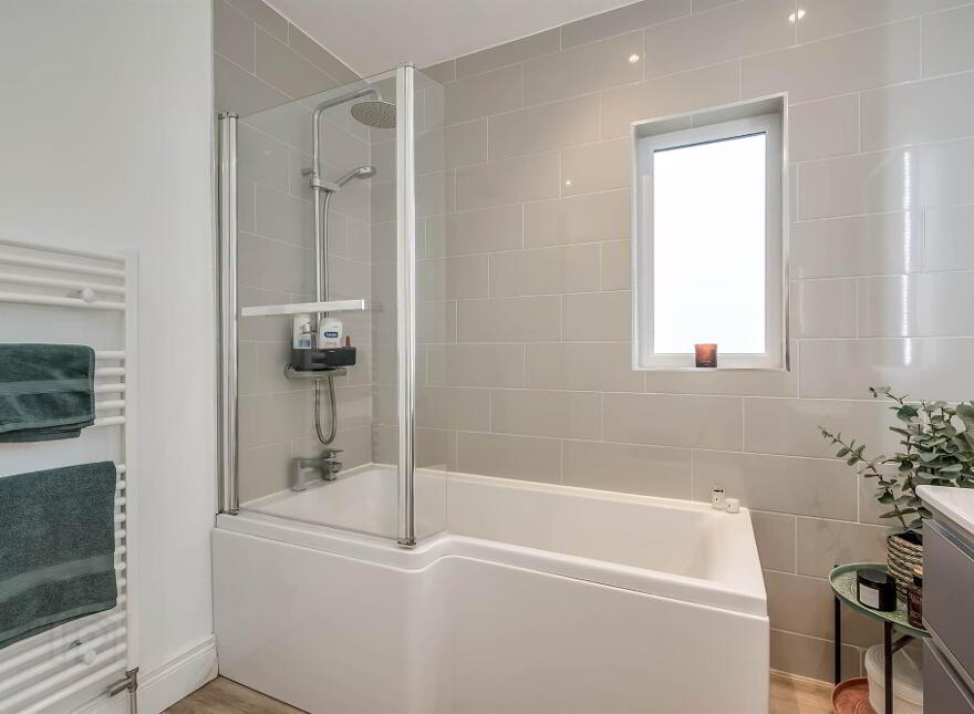 148 Grand Parade, Belfast, BT5 5PE