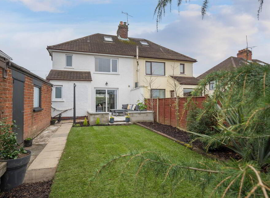 148 Grand Parade, Belfast, BT5 5PE