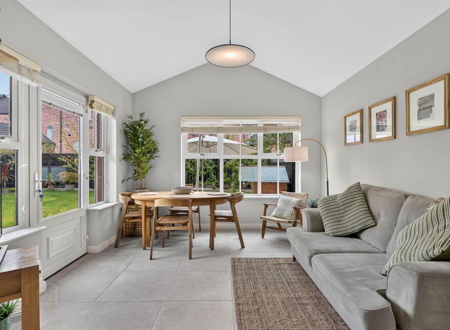4 Laurel Bank Way, Moneyreagh, Newtownards, BT23 6FE