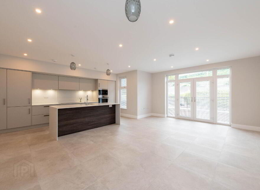 5 Foxbury, Greenisland, BT38 8GT