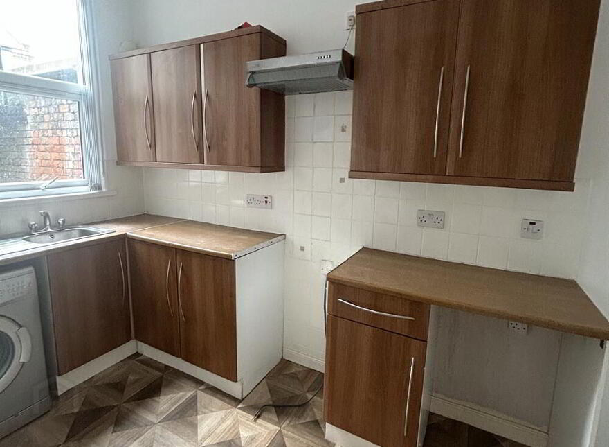 2, 39 Thorndale Avenue, Belfast, BT14 6BJ