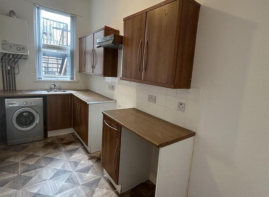2, 39 Thorndale Avenue, Belfast, BT14 6BJ