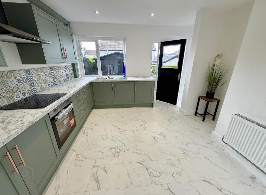 36 Downshire Park Central, Cregagh Road, Belfast, BT6 9JN