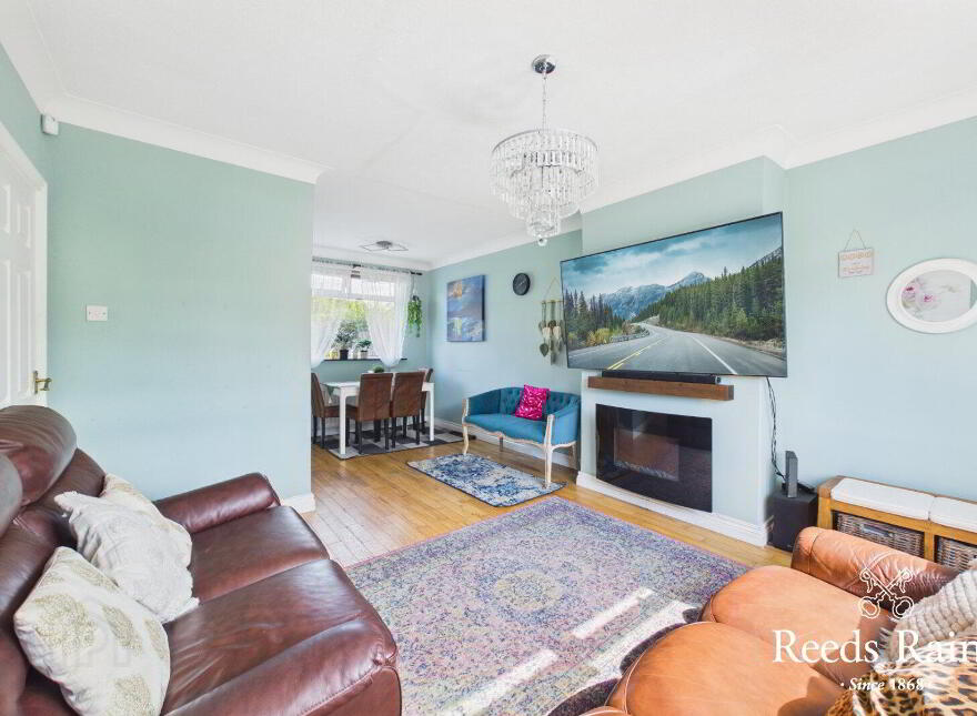 58 Ravenhill Gardens, Belfast, BT6 8GQ