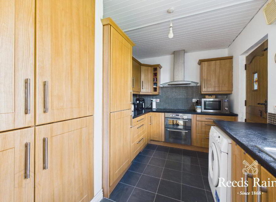 58 Ravenhill Gardens, Belfast, BT6 8GQ