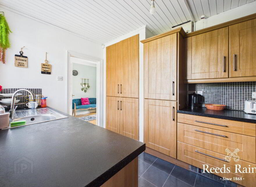 58 Ravenhill Gardens, Belfast, BT6 8GQ