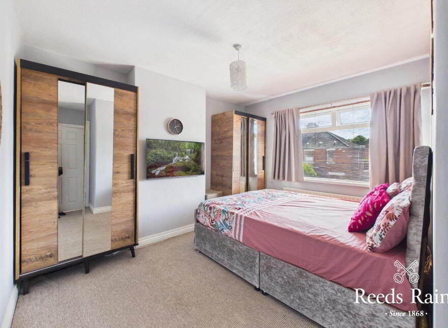 58 Ravenhill Gardens, Belfast, BT6 8GQ