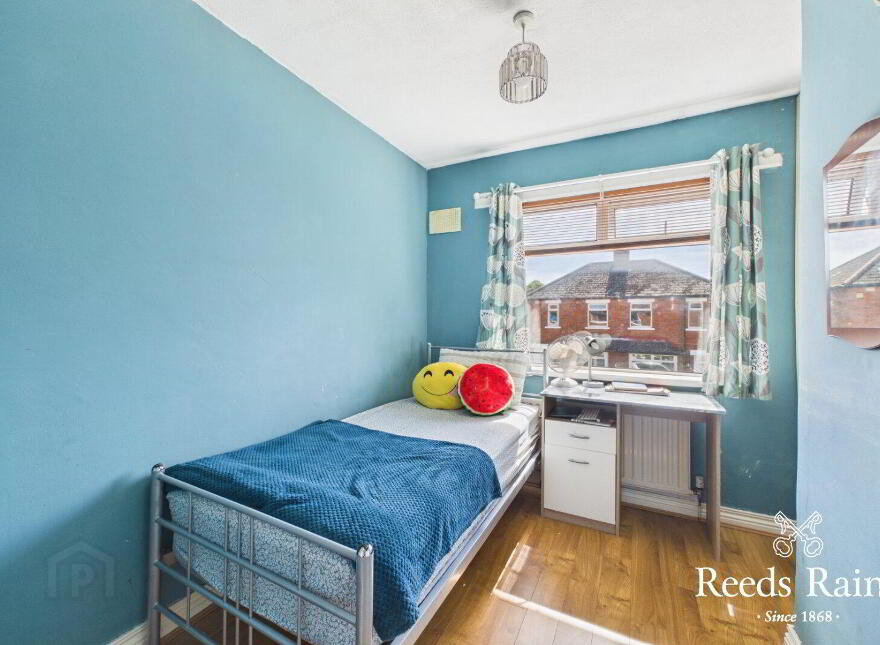 58 Ravenhill Gardens, Belfast, BT6 8GQ