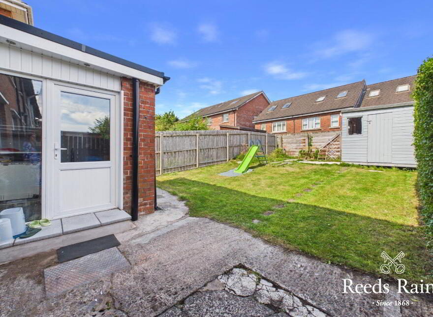 58 Ravenhill Gardens, Belfast, BT6 8GQ