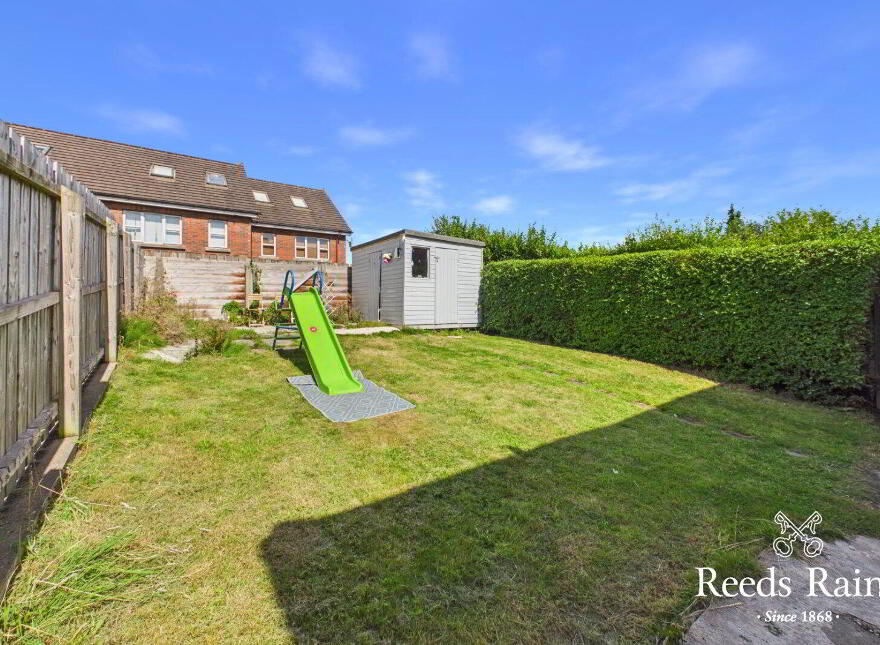 58 Ravenhill Gardens, Belfast, BT6 8GQ