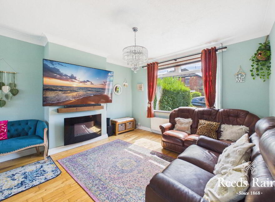 58 Ravenhill Gardens, Belfast, BT6 8GQ