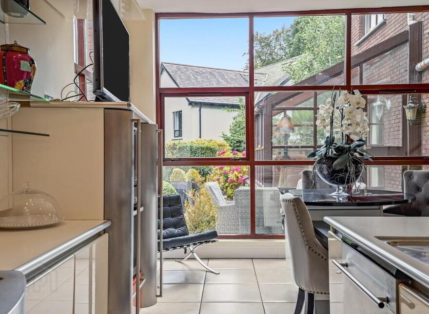 4 Forest Hill, Belfast, BT9 5QH
