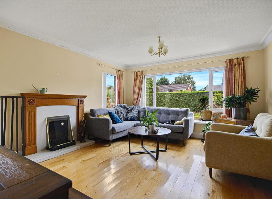 6 Piney Lane, Belfast, BT9 5QS