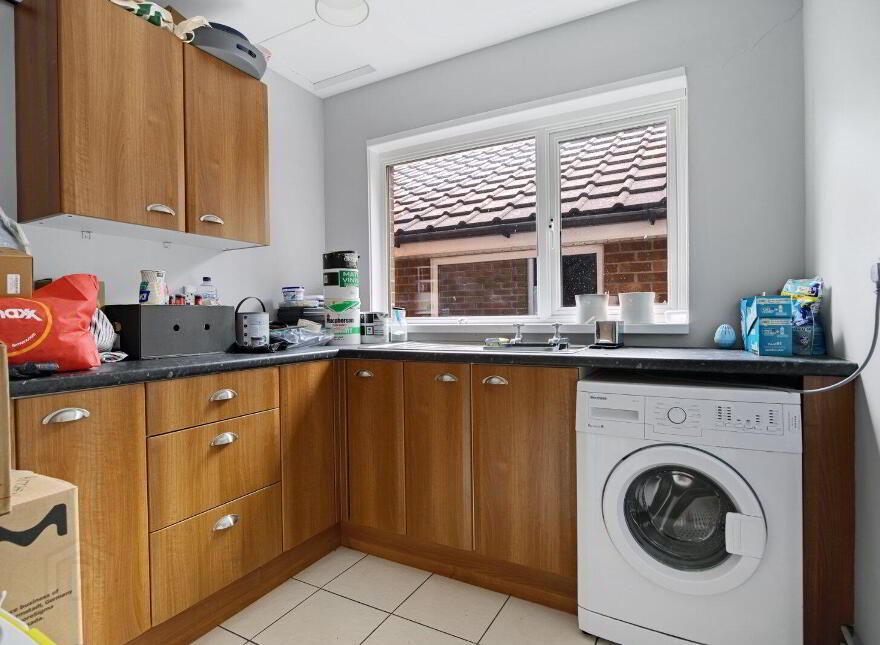 6 Piney Lane, Belfast, BT9 5QS