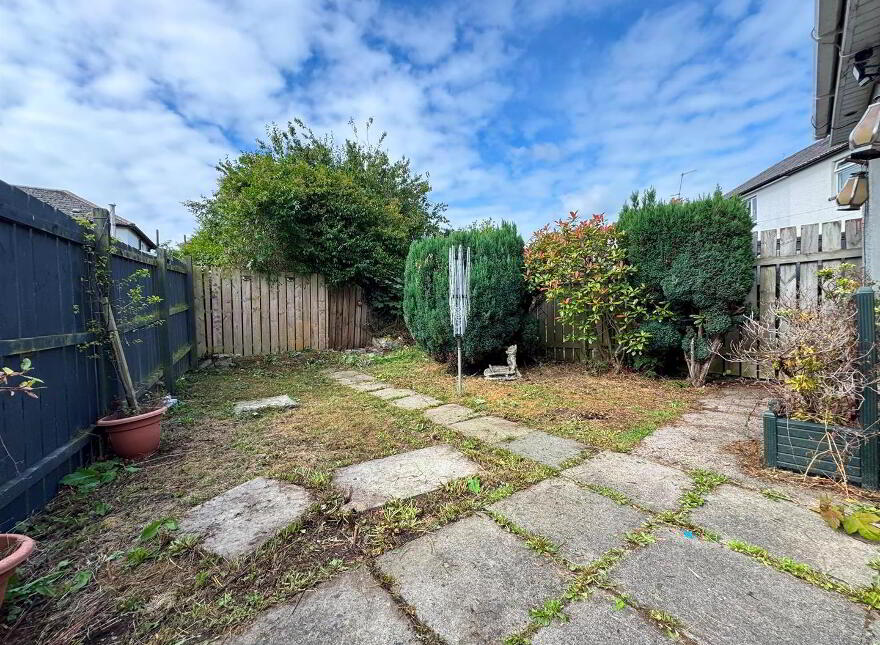 14 Graymount Crescent, Shore Road, Newtownabbey, BT36 7DZ