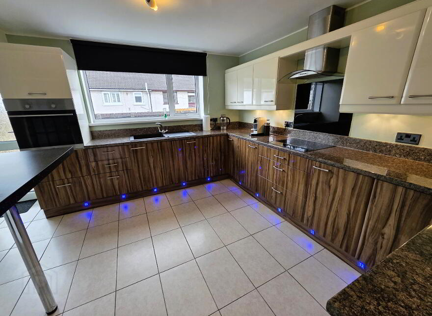 11 Blaris Walk, Lisburn, BT28 1NB