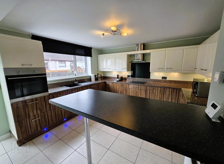 11 Blaris Walk, Lisburn, BT28 1NB