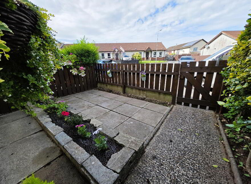 11 Blaris Walk, Lisburn, BT28 1NB