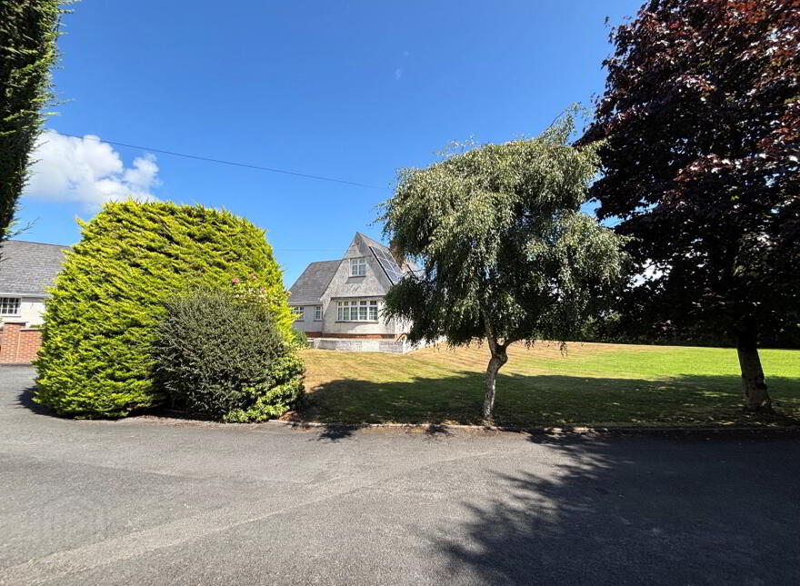 1 Montalto Court, Ballynahinch, BT24 8XL