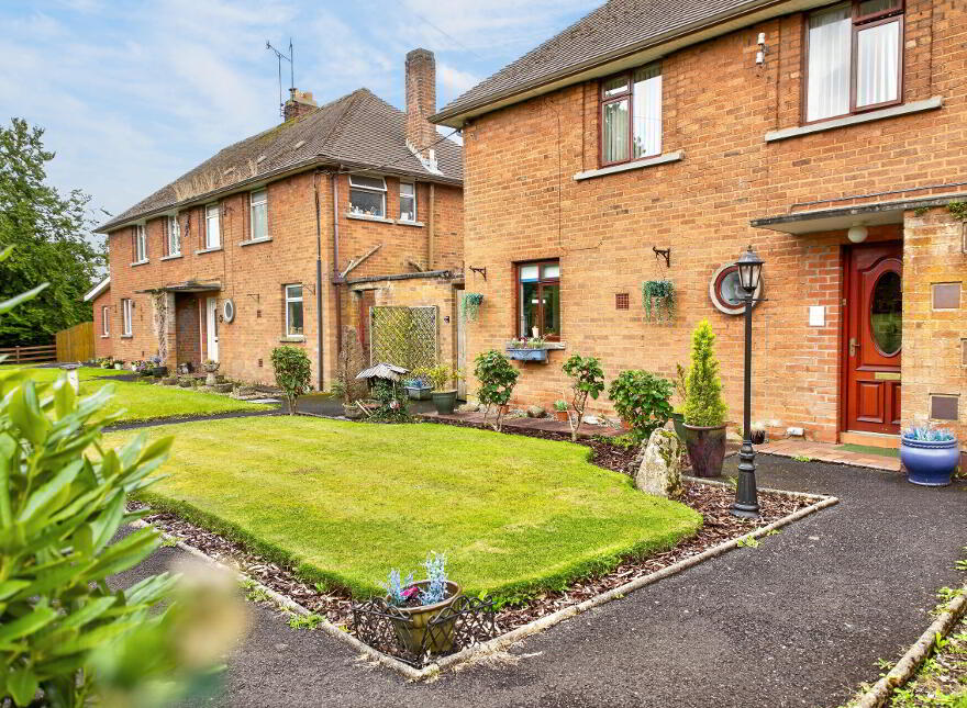 3 Grange Houses, Ballymena, BT42 2DY