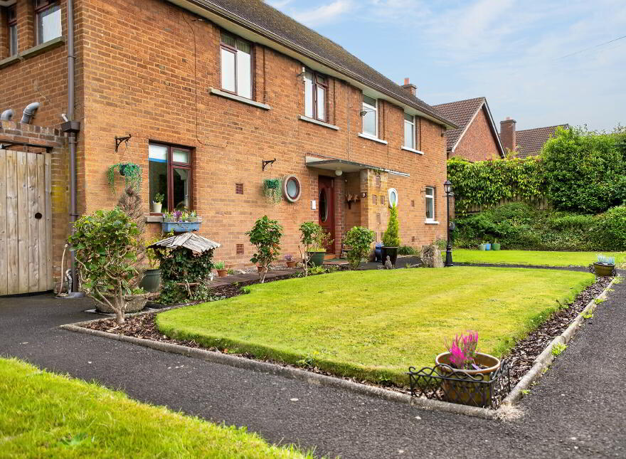 3 Grange Houses, Ballymena, BT42 2DY