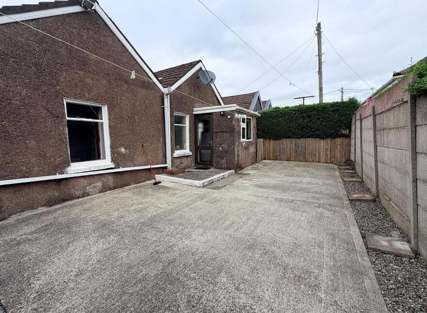 Kilbrack, Togher Road, The Lough, T12W3F4
