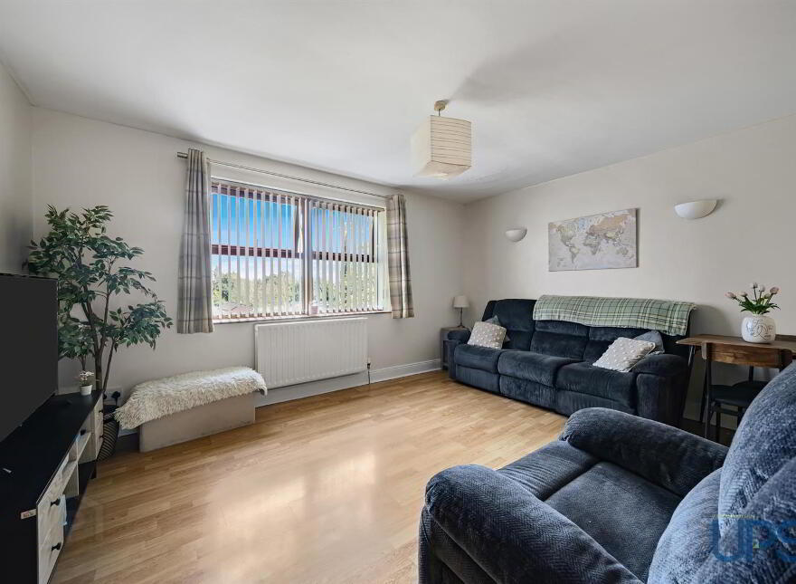 4 Park Mews, Dunmurry, Belfast, BT17 0HP