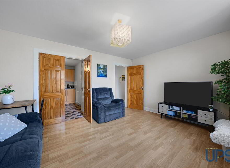 4 Park Mews, Dunmurry, Belfast, BT17 0HP