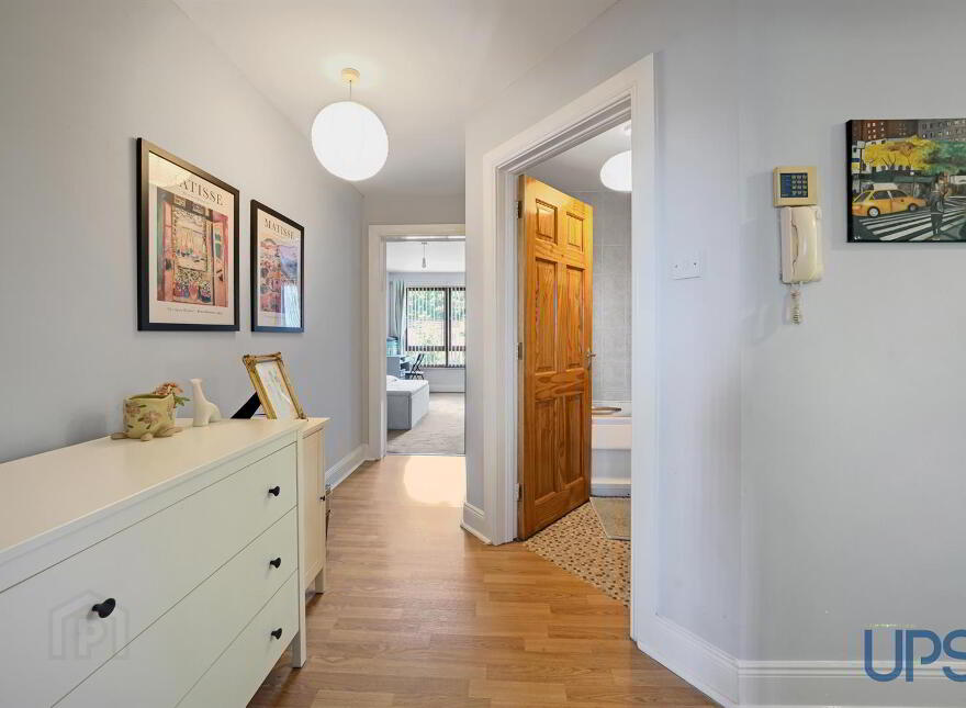 4 Park Mews, Dunmurry, Belfast, BT17 0HP