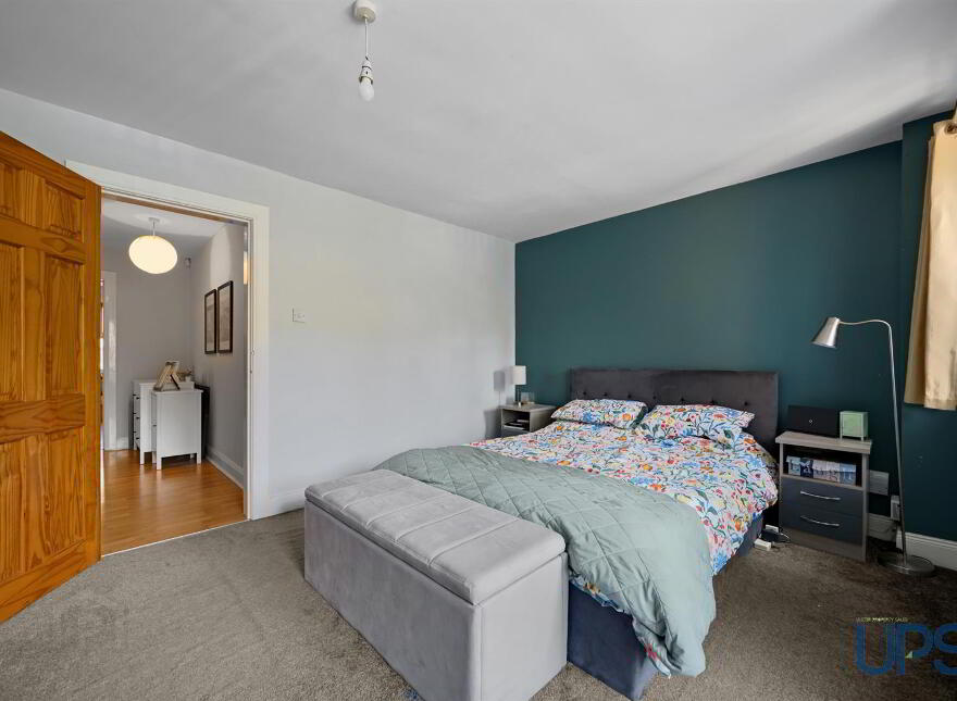 4 Park Mews, Dunmurry, Belfast, BT17 0HP